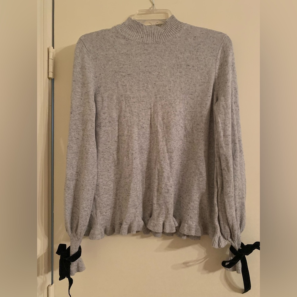 Grey turtle neck with velvet tie wrists